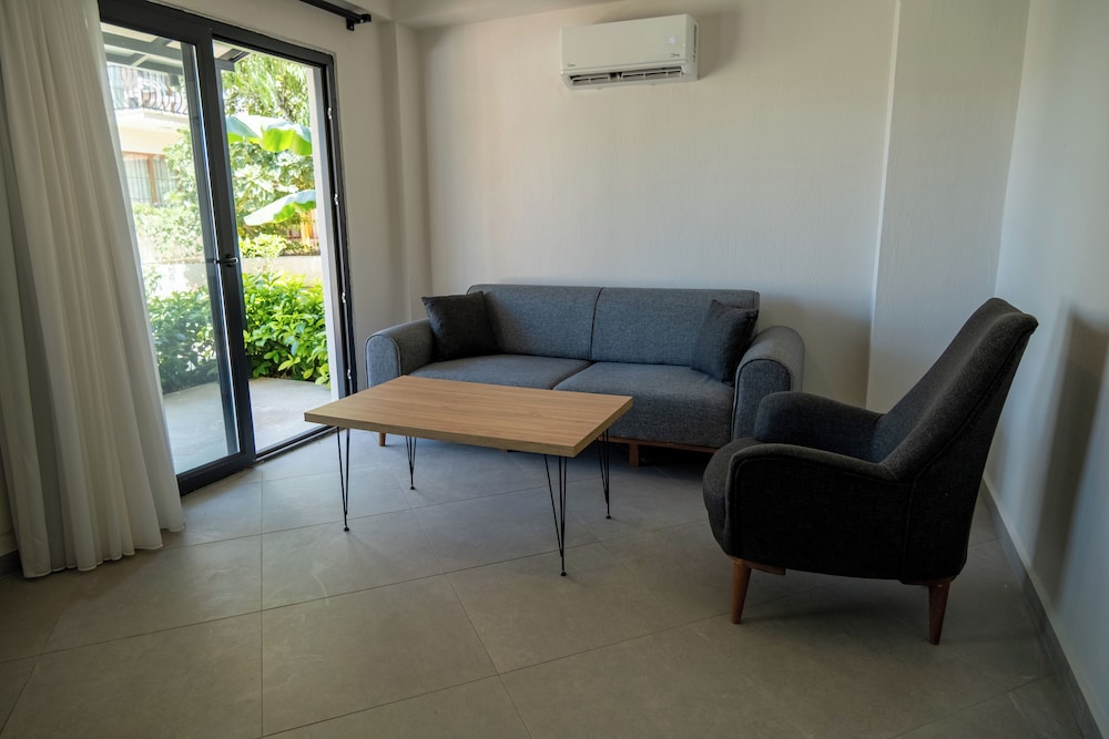Gunes Hotel & Apartments 31/46