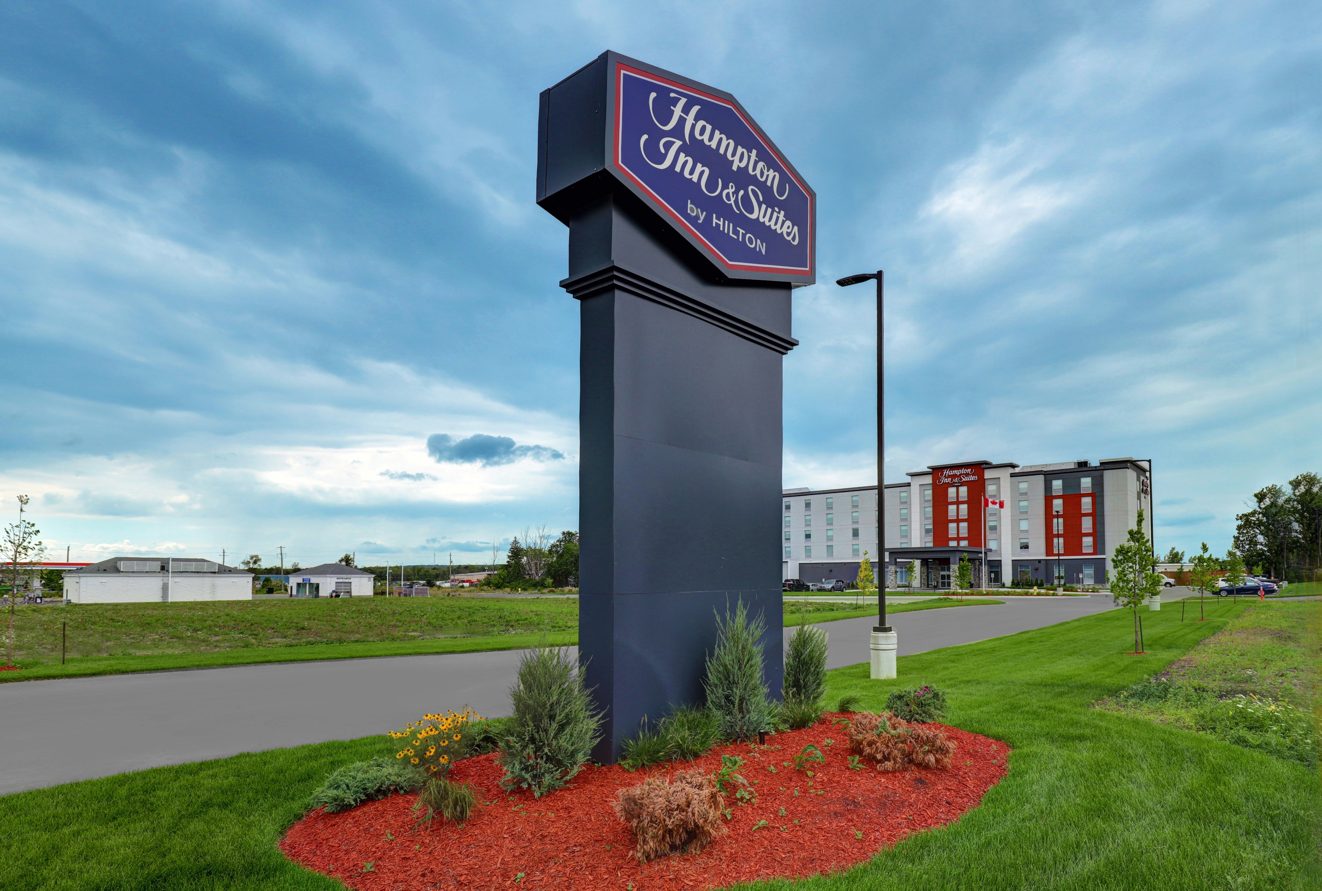 Hampton Inn and Suites Belleville 17/18