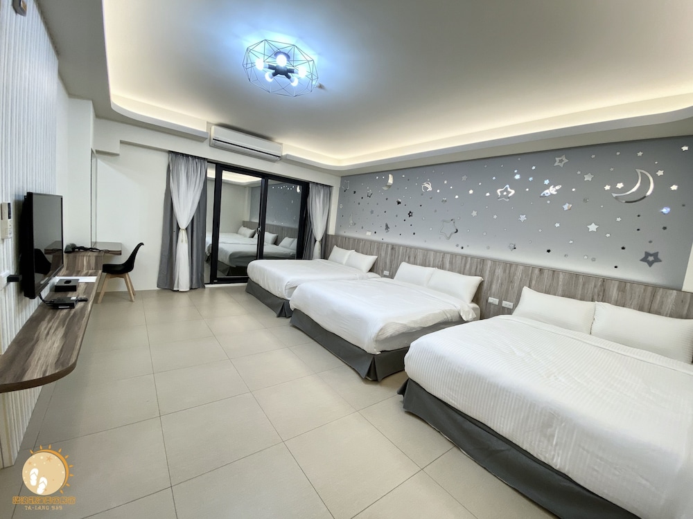COMFORT, MULTIPLE BEDS