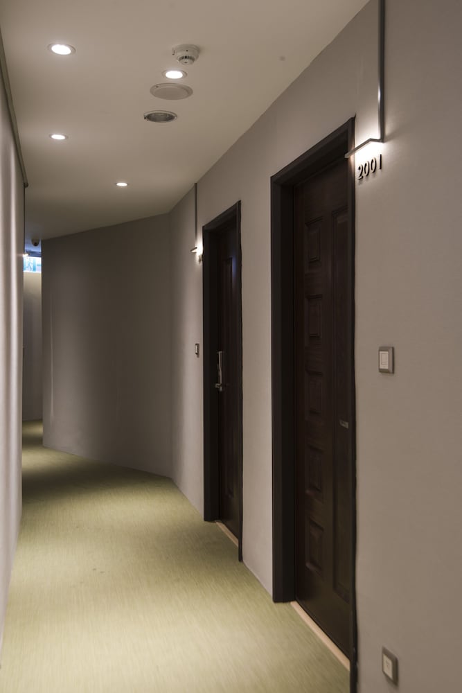 Sparrow Hotel 26/37