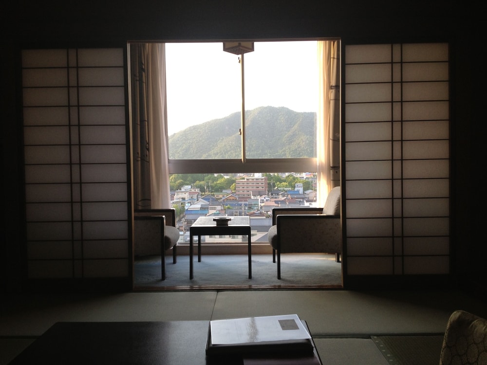 Gifu Grand Hotel 20/50
