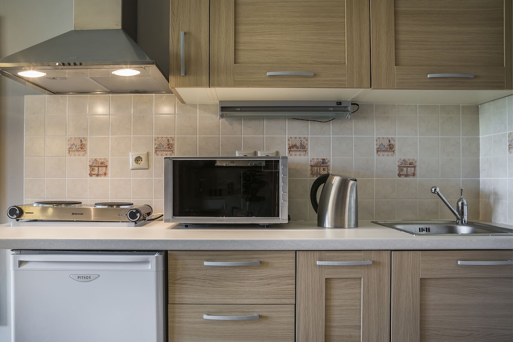 Balhambra Suites - Adults Only 5/50