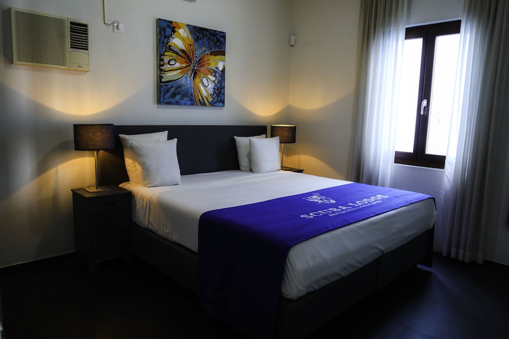 Scuba Lodge & Ocean Suites 27/76