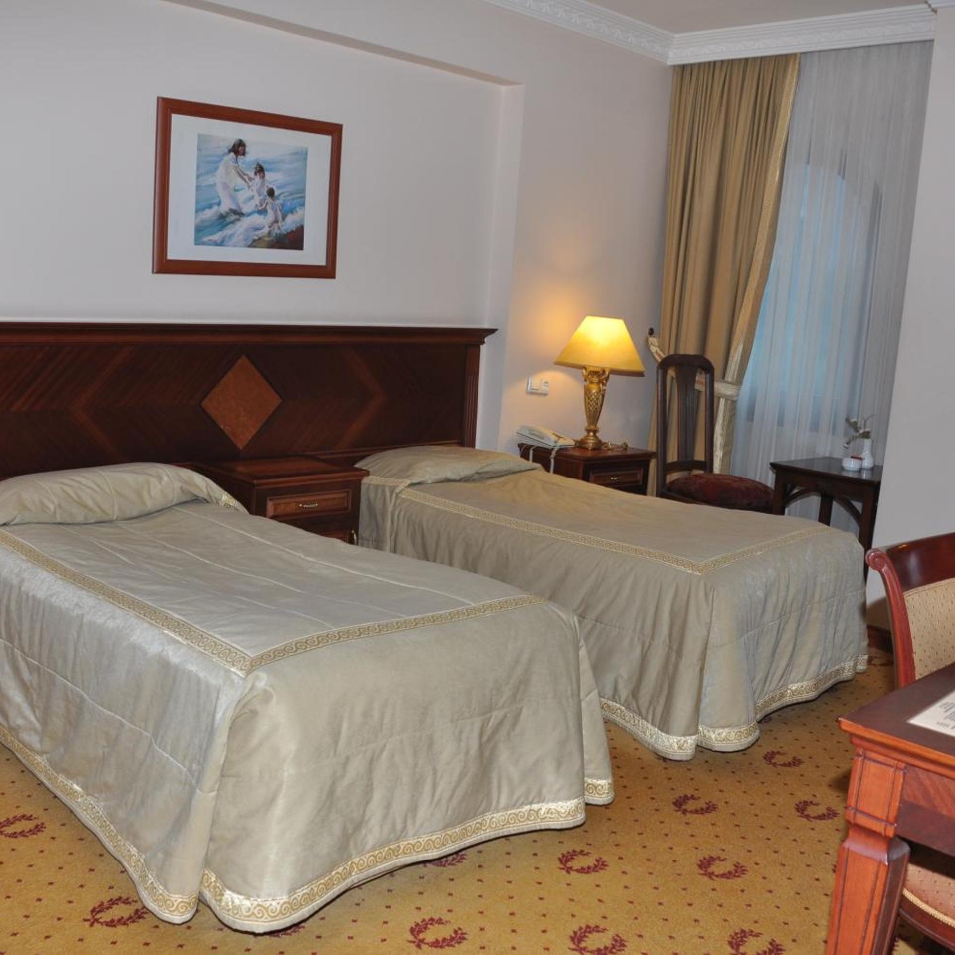 STANDARD, DOUBLE BED