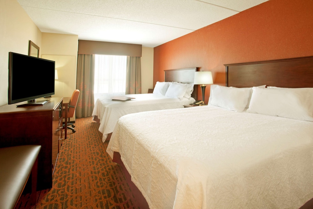 Hampton Inn Suites Minneapolis St Paul Arpt-Mall of America 9/44