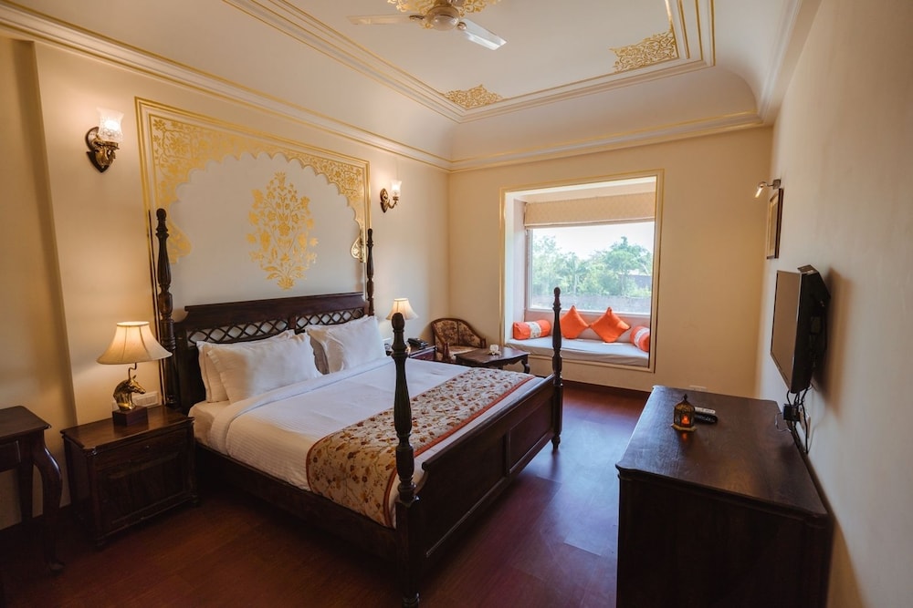WelcomHeritage Ranthambore Mount Valley Resort 15/43
