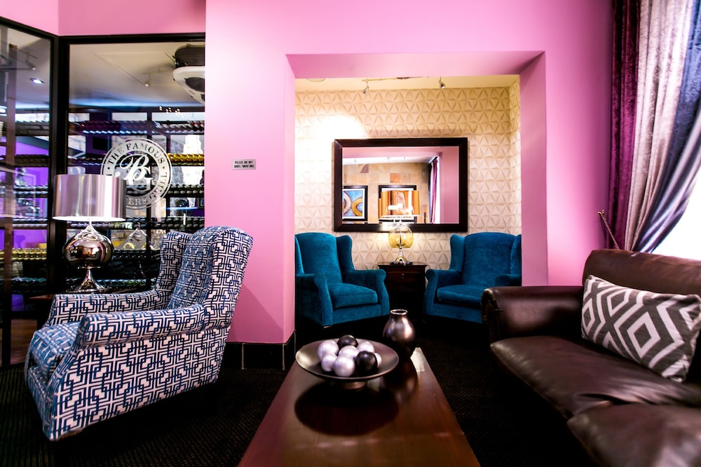 Cape Town Lodge Hotel 33/53