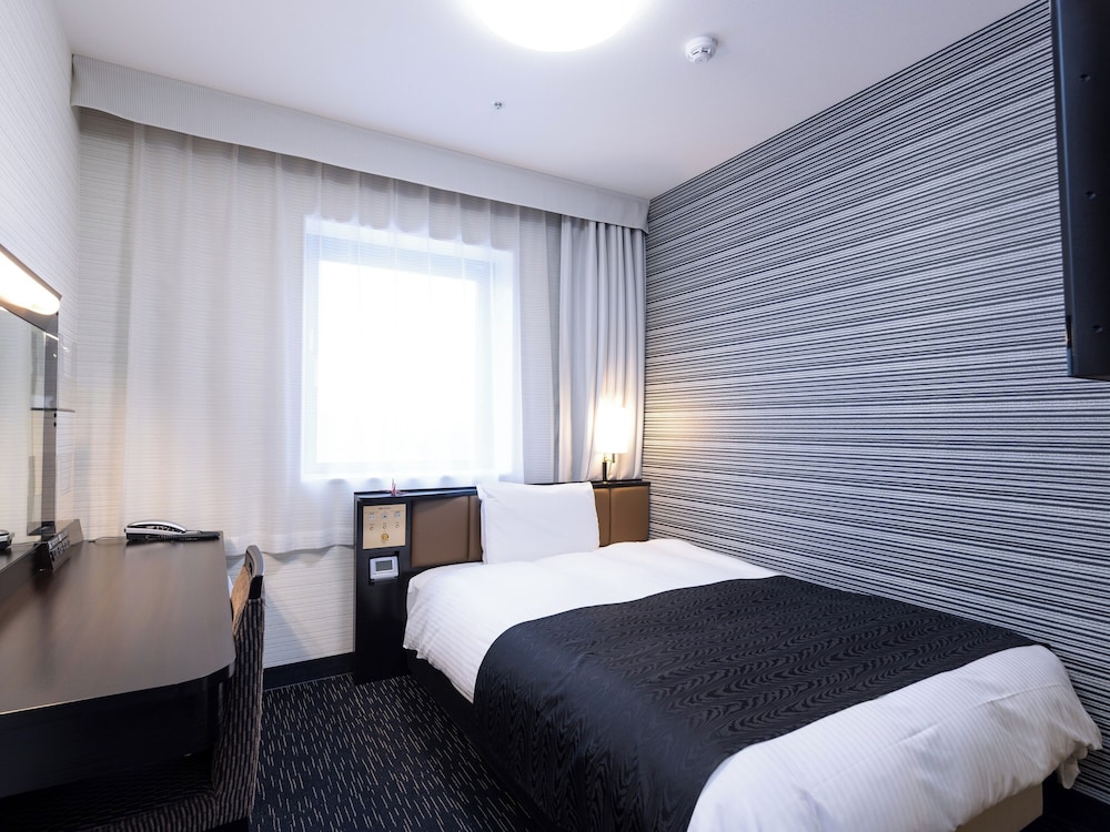 غرفة بسرير فردي في الطابق العلوي، Apa Hotel Tsuruoka-Ekimae 2/9