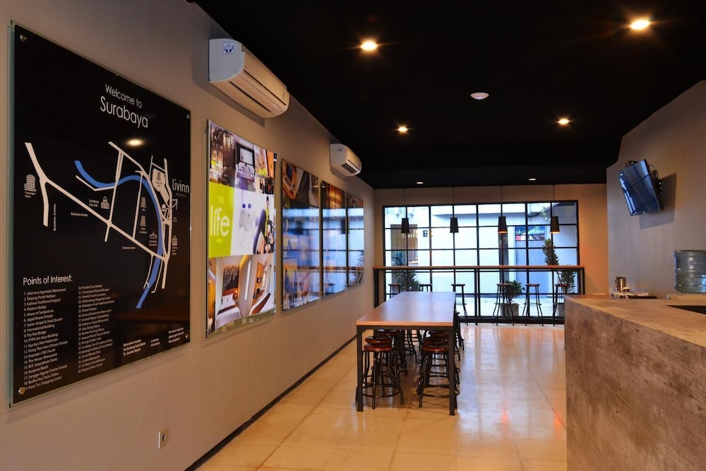Livinn Hostel City Center Surabaya 7/21