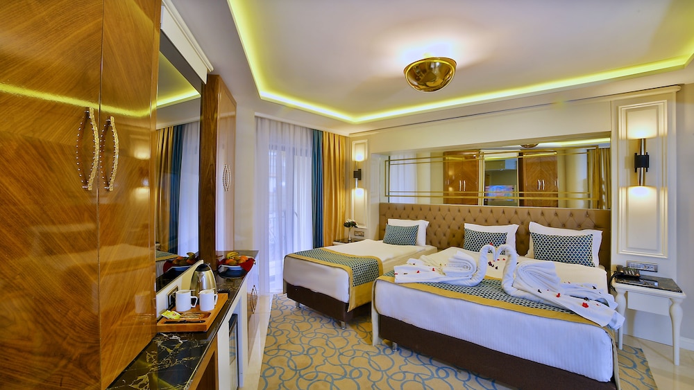 Beethoven Premium Hotel 11/20