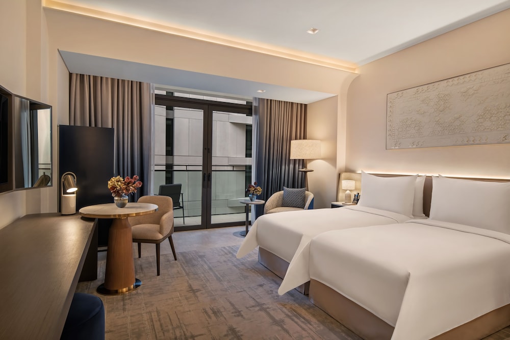 DELUXE, TWIN BEDS