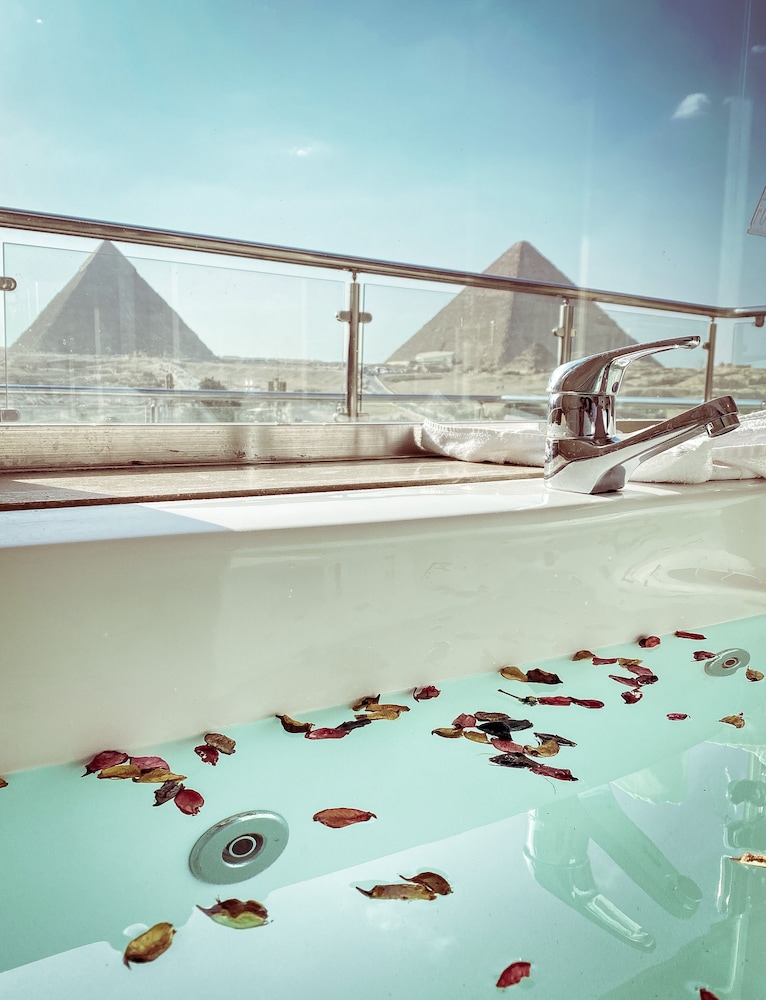 Best View Pyramids Hotel 69/74