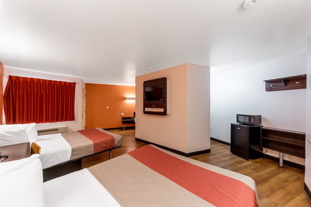 Motel6 Seguin, TX 18/53
