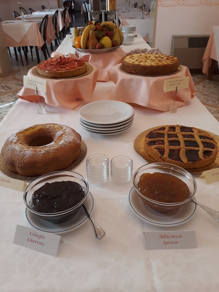 Albergo Roma 19/39