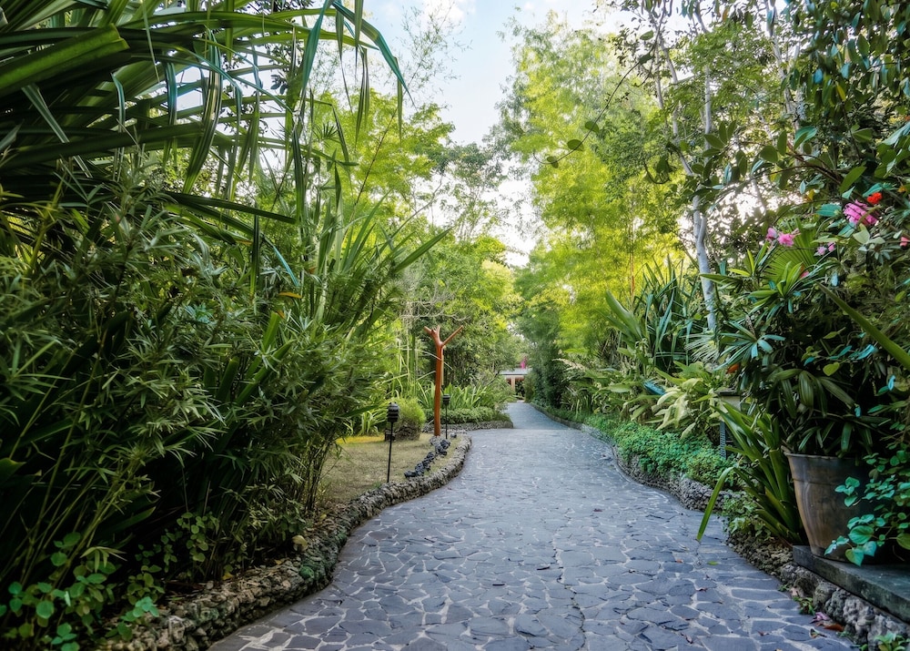 Donatela Resort and Sanctuary 44/50