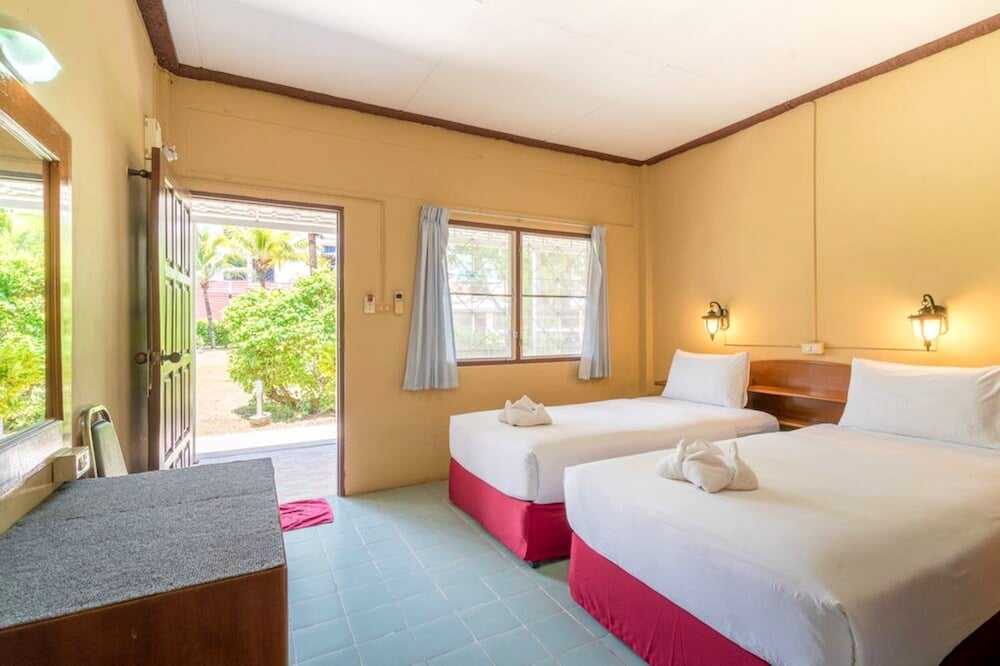 Dome Resort 24/57