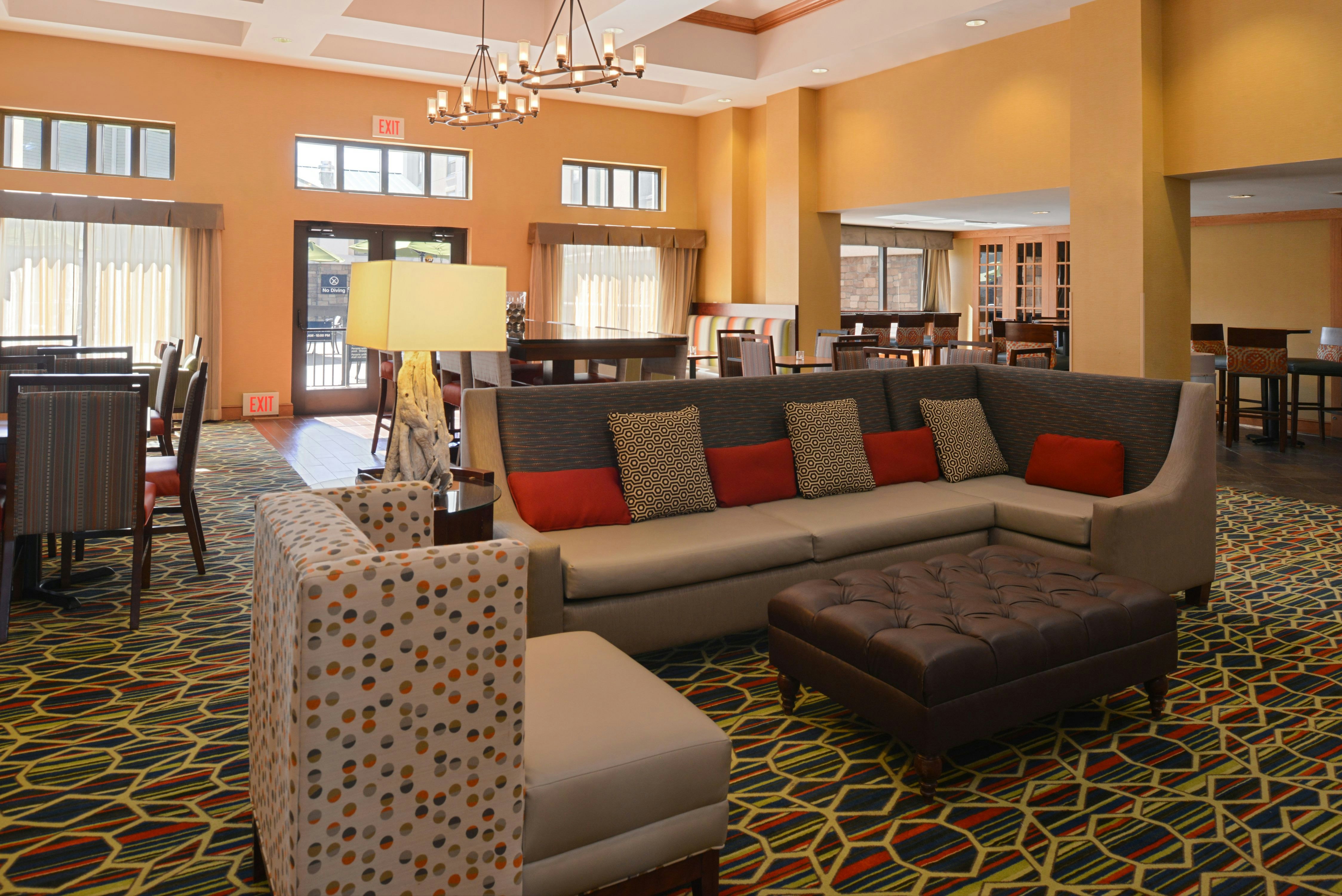 Hampton Inn And Suites Pueblo Southgate 17/30
