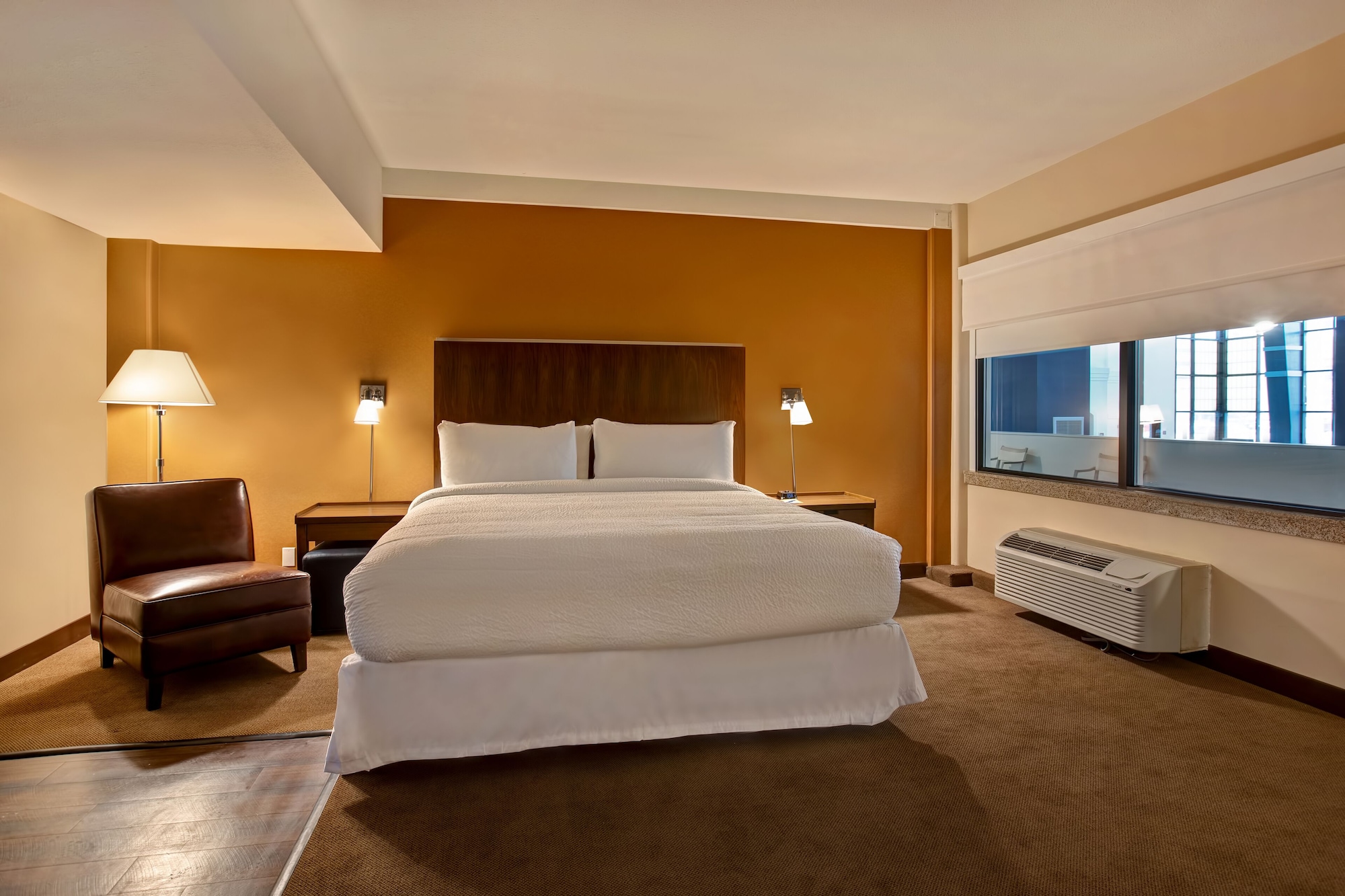 Tower, King Bed