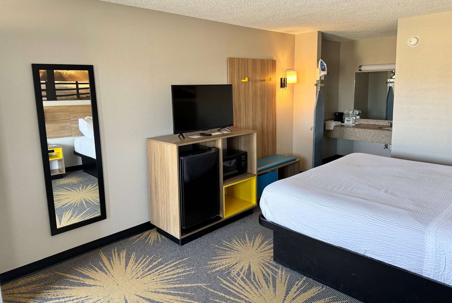 Days Inn by Wyndham Cloverdale Greencastle 15/50