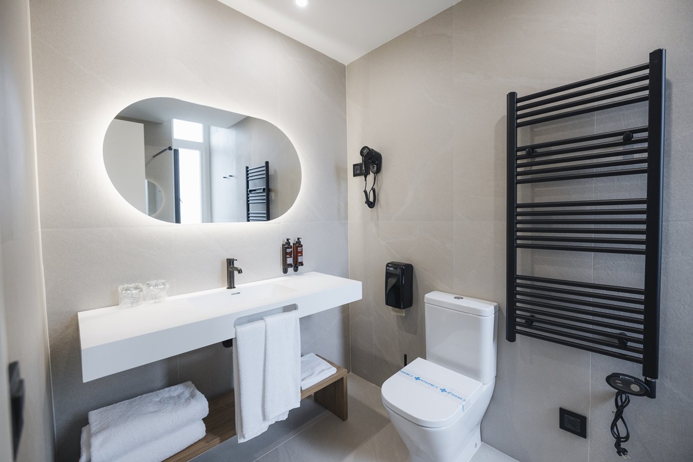 Hotel Mondragon 46/50