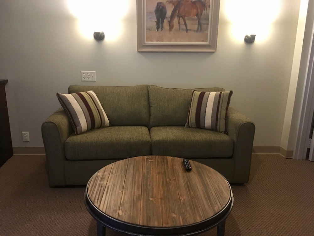 The Stables Inn and Suites 29/57