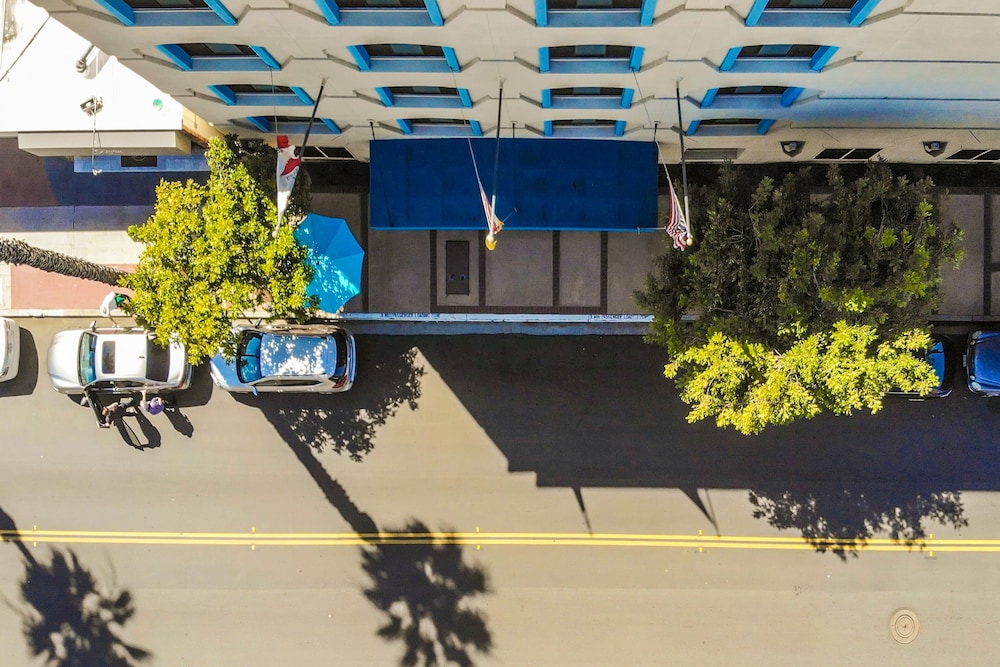Empress Hotel of La Jolla 5/58