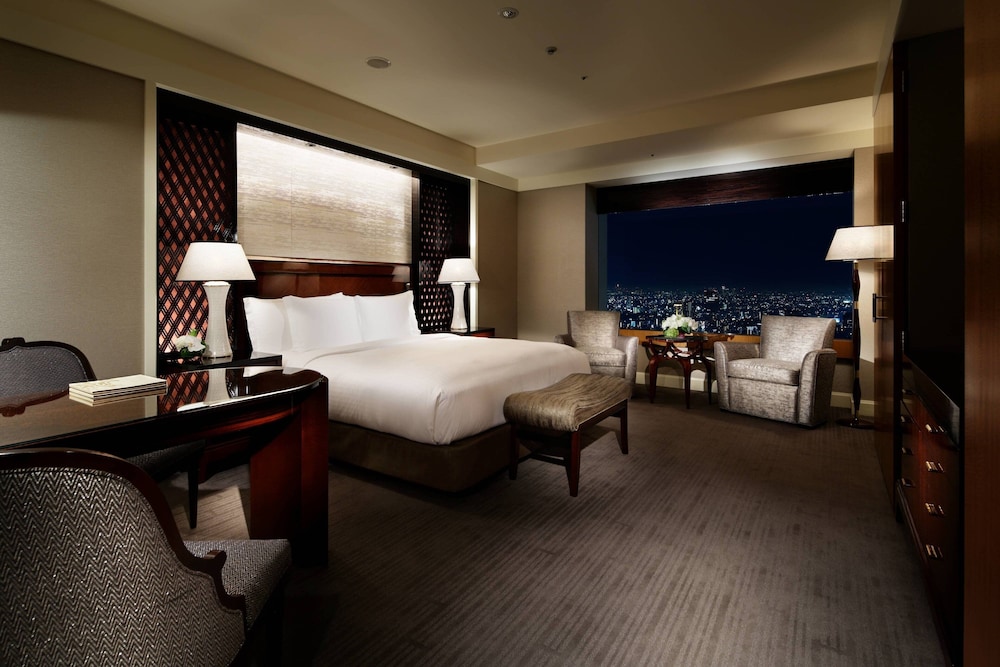 Room at The Ritz Carlton Tokyo, TOKYO