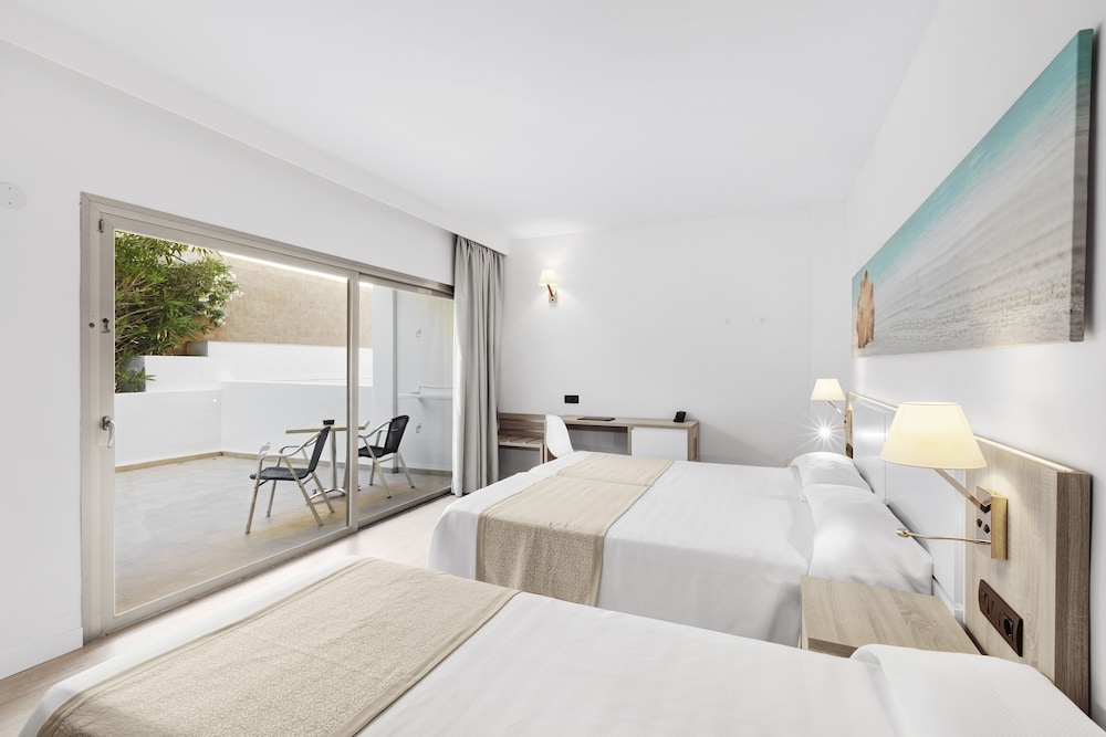 Thb Cala Lliteras - Adults Only 32/69