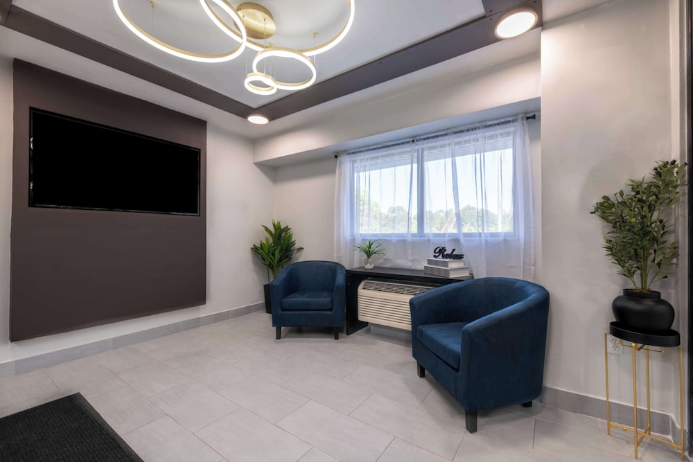 Motel6 Charlotte, NC - Coliseum 43/55