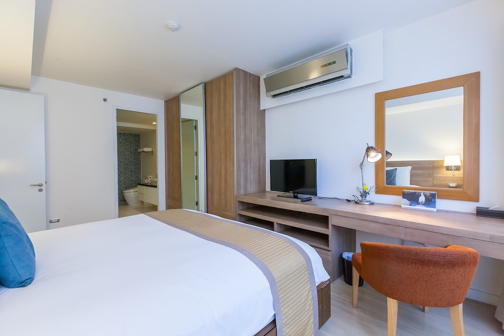 Oakwood Residence Sukhumvit 24 Bangkok 15/26