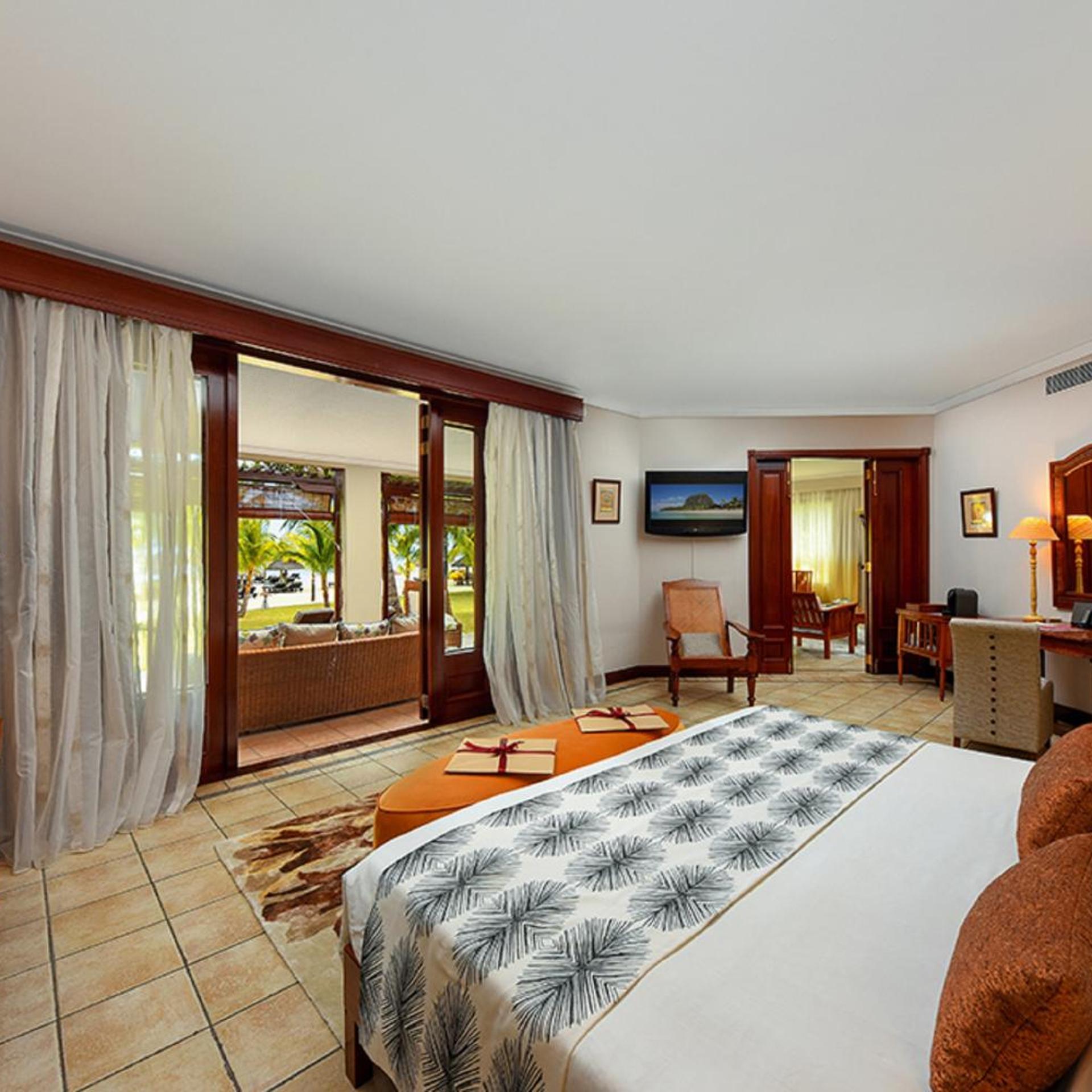 2 Bedrooms, Family Suite, Senior, Beach Front