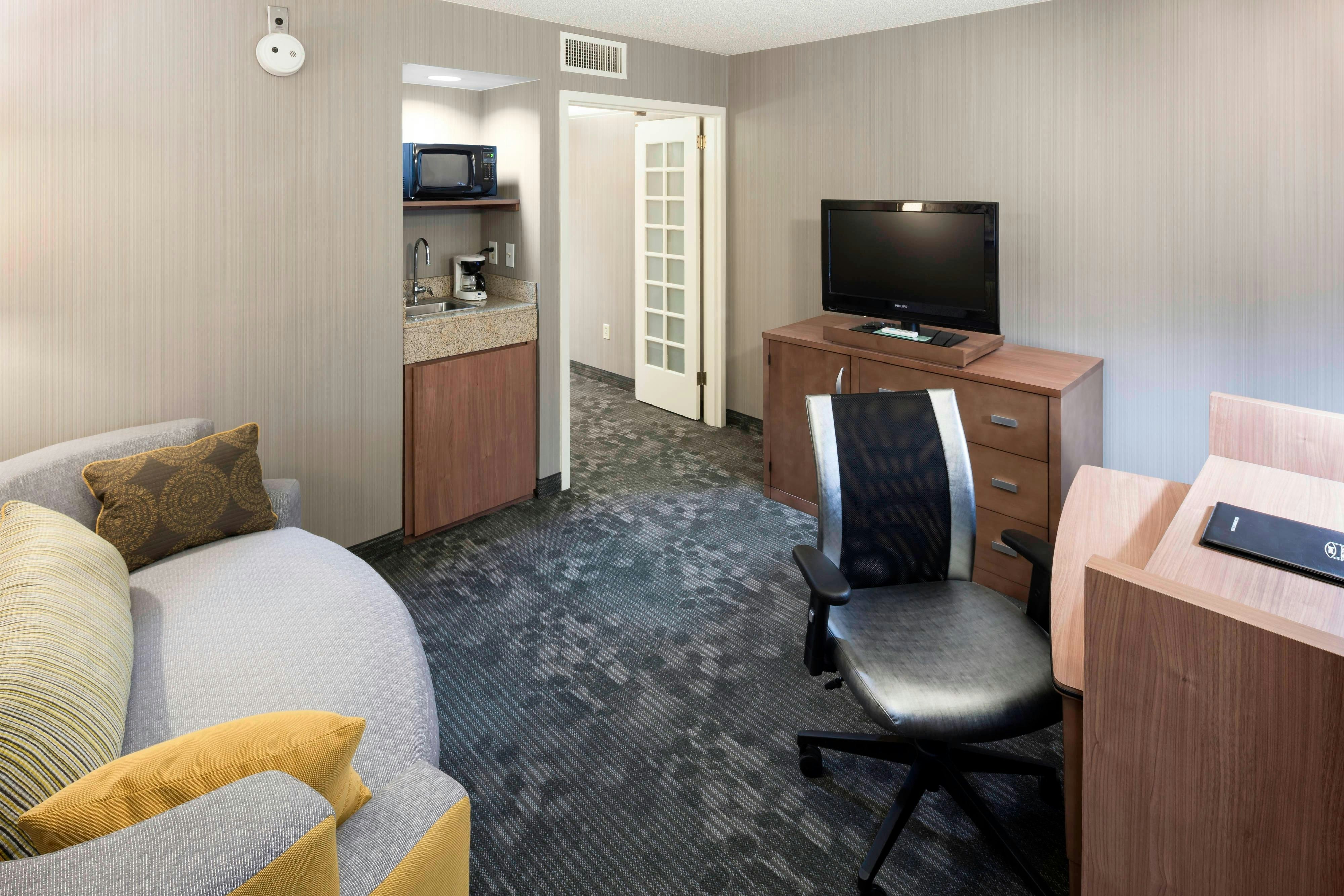 Courtyard by Marriott Cypress Anaheim / Orange County 37/46