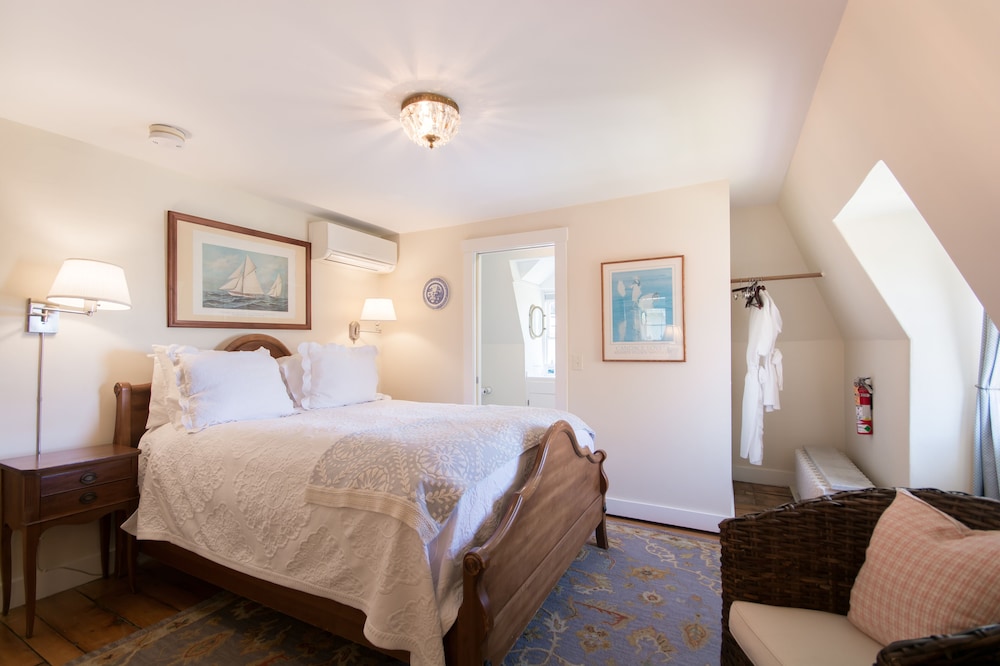 Marshall Slocum Inn 18/44