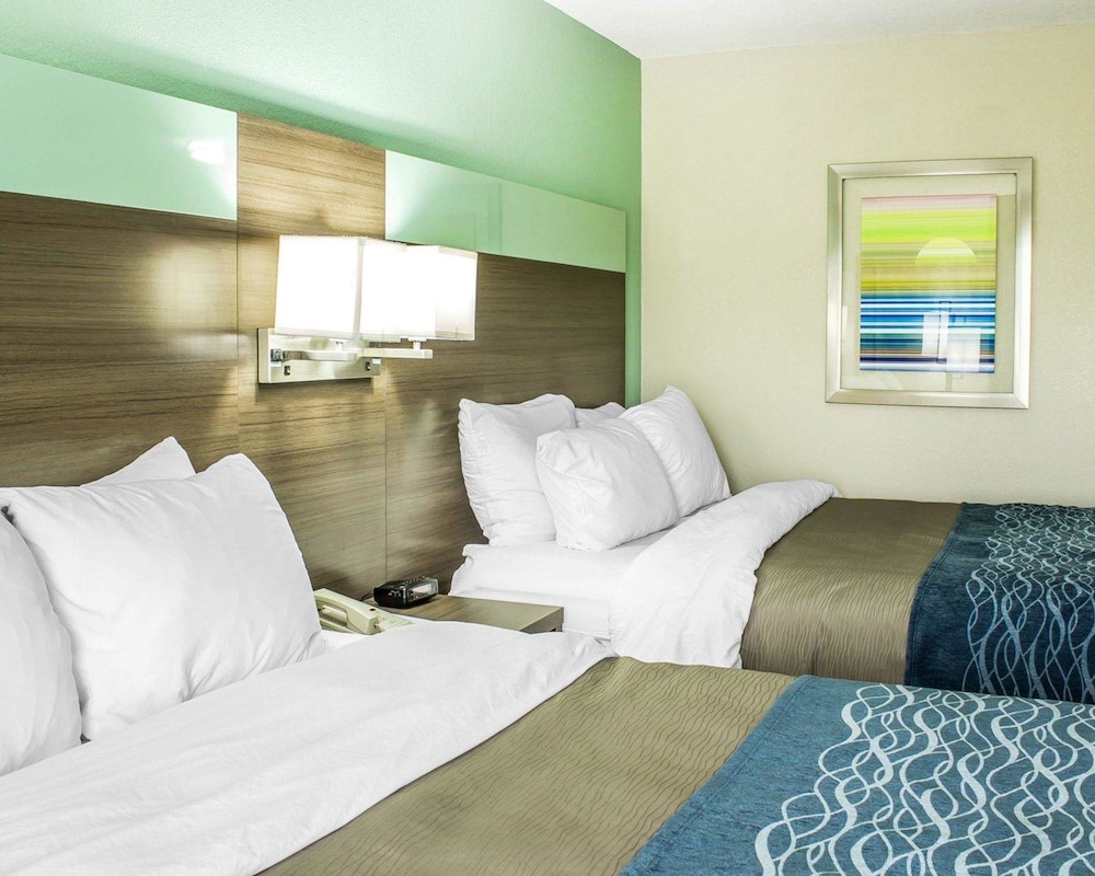 Comfort Inn Dunn 11/30