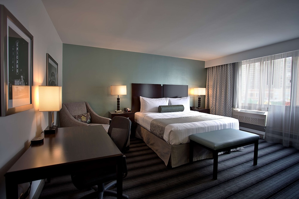 Best Western River North Hotel 15/48