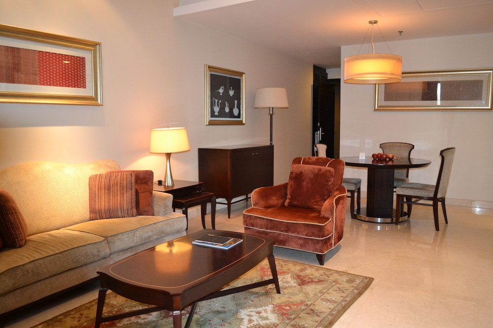 Oakwood Premier Prestige Ub City Bangaluru 41/55