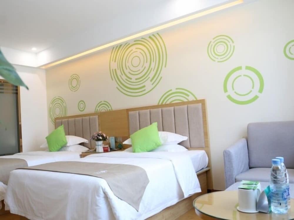 Superior, Twin Beds