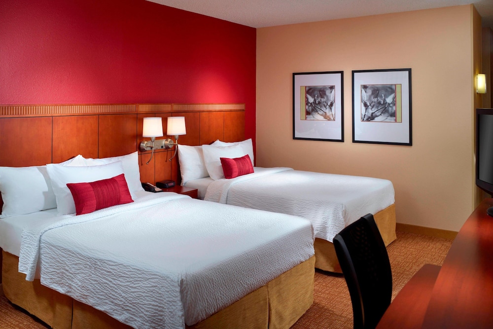 Courtyard by Marriott Birmingham Hoover 13/57