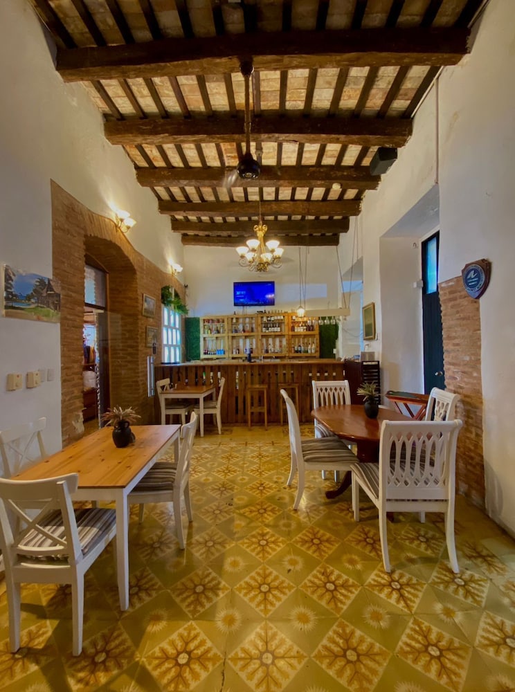 Hotel Dona Elvira 50/70