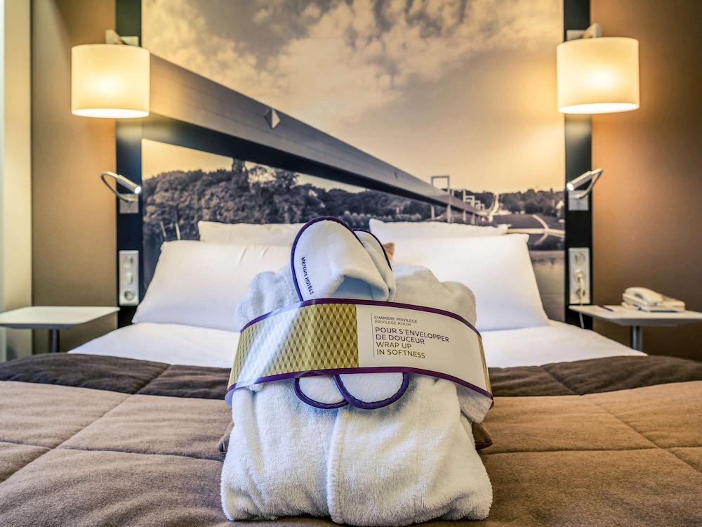 MERCURE CERGY PONTOISE CENTRE 26/70