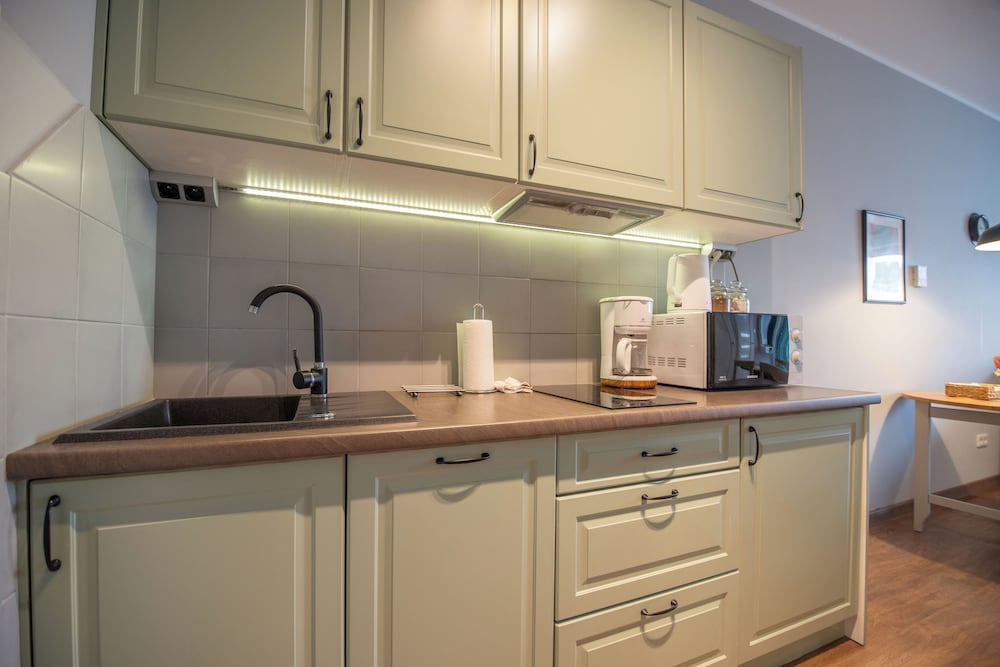 شقة عائلية بسرير مزدوج بإطلالة على الفناء مع أريكة، City Lights Apartments 8/9