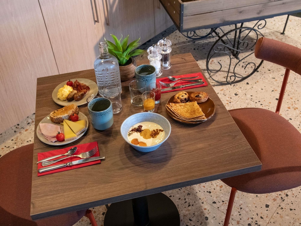 Mercure Toulouse Aeroport Golf De Seilh 54/72
