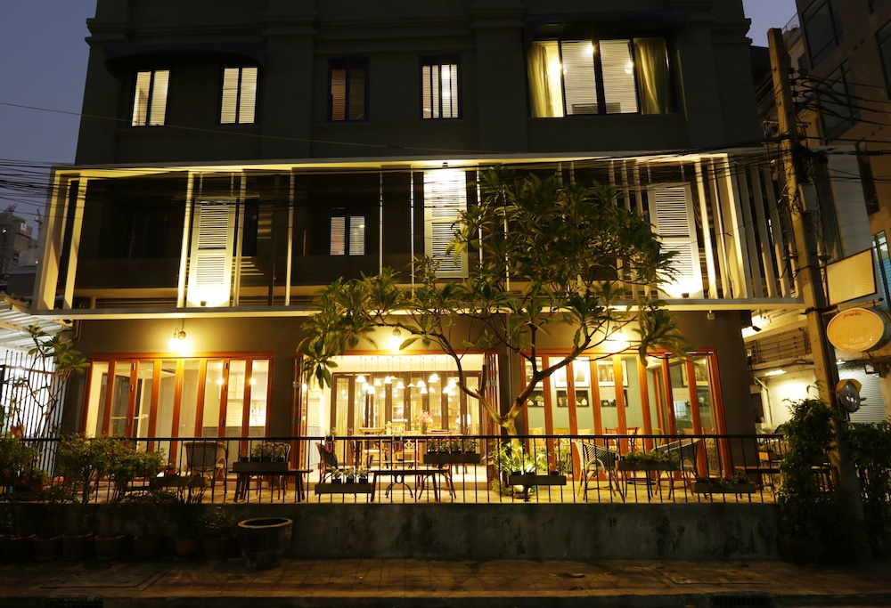 Nandha Hotel in BANGKOK
