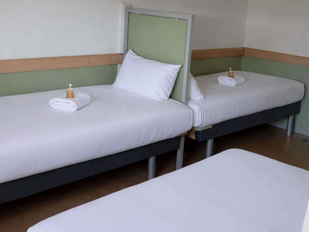 IBIS BUDGET ISSOIRE 13/49