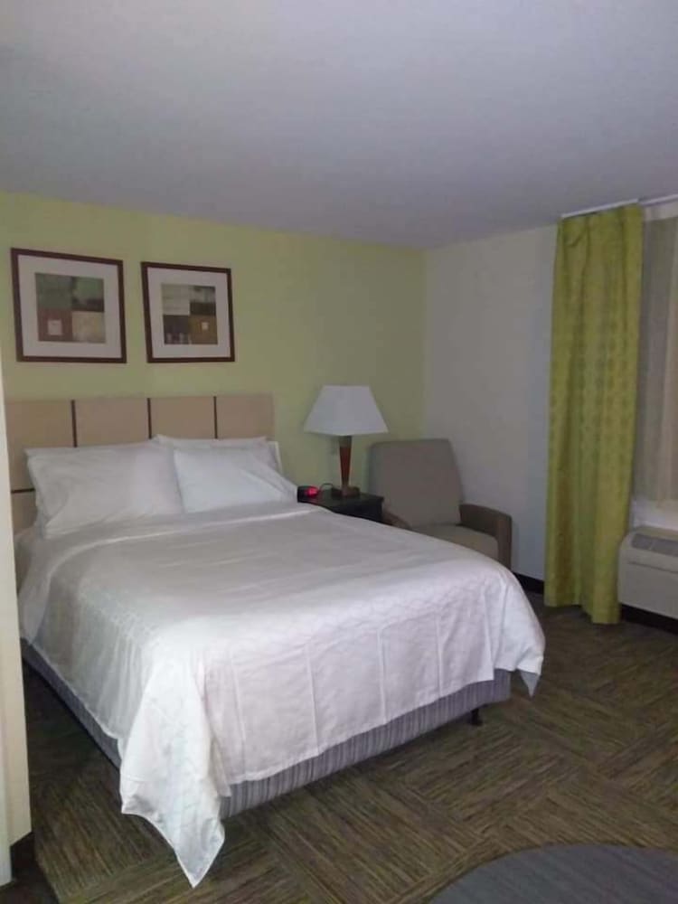 Candlewood Suites Houston Medical Center 14/72