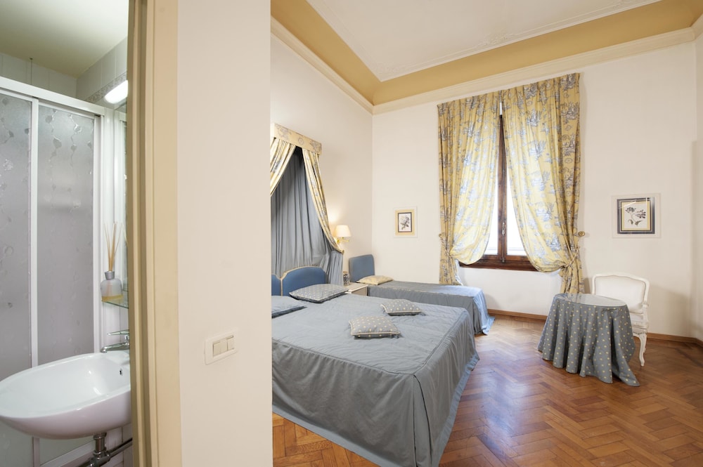 PALAZZO RUSPOLI 50/50