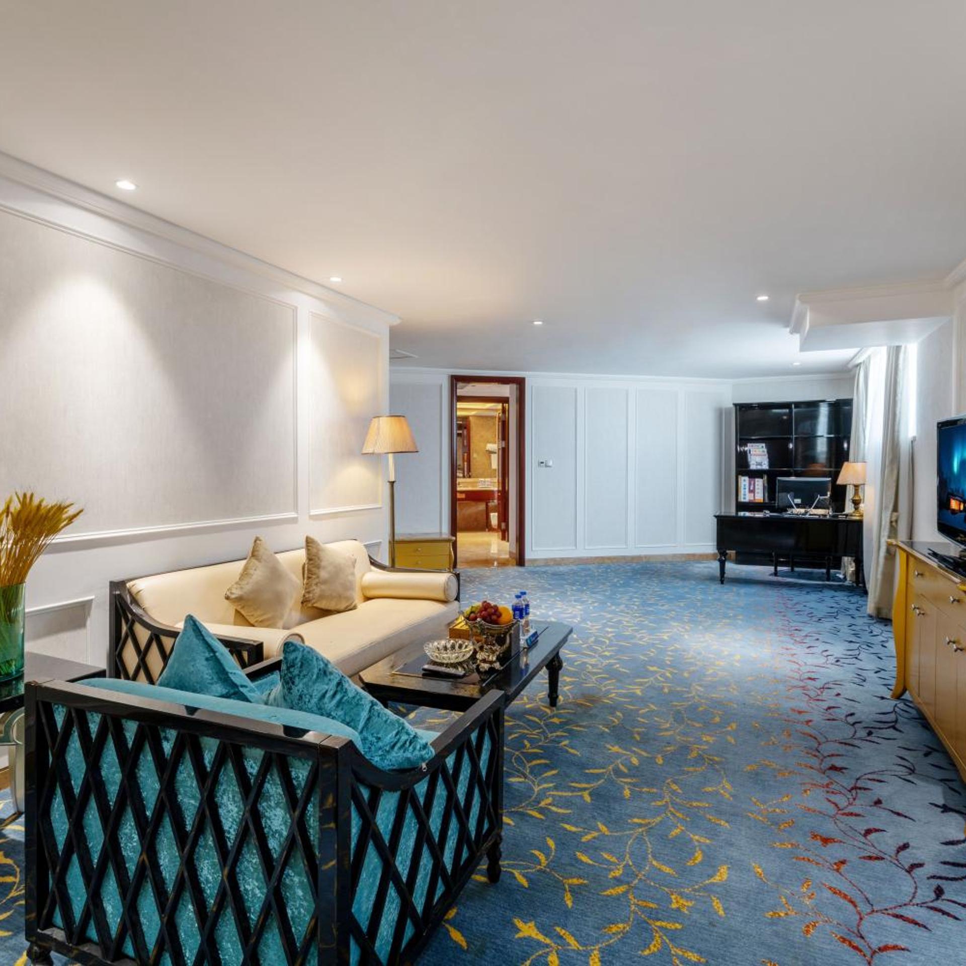 Yinquan Hotel 28/46