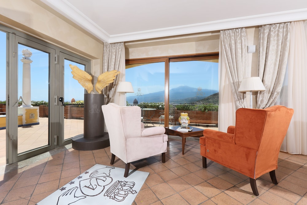 Villa Angela 12/42
