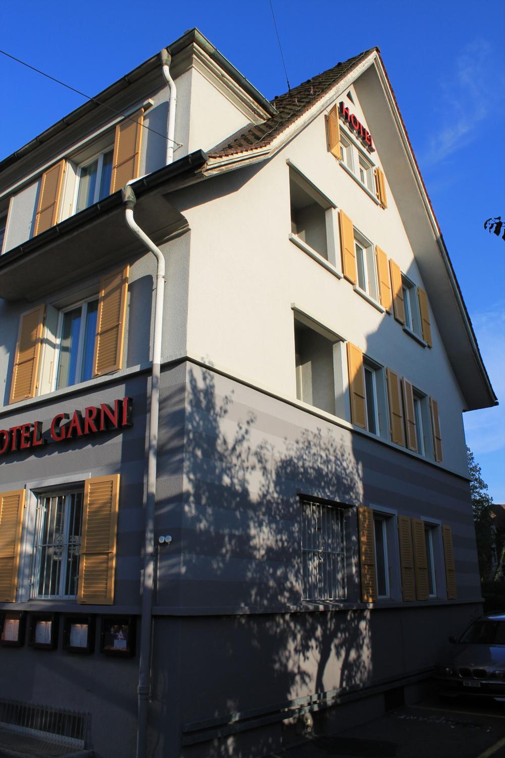 Hotel Spatz 7/32