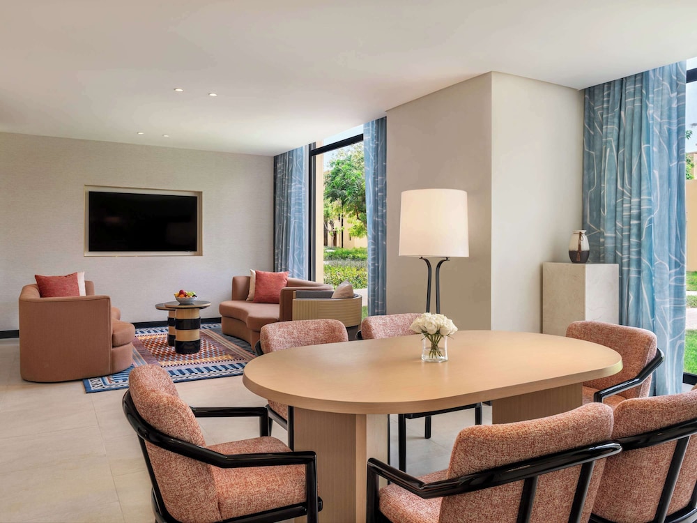 Sofitel Ras Al Khaimah Al Hamra Beach Resort 34/44